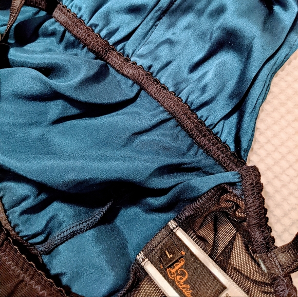 La Lilouche silk bralette - Picture 5 of 8